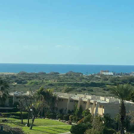 קיסריה נאות גולף- Oren Apartment Exteriör bild