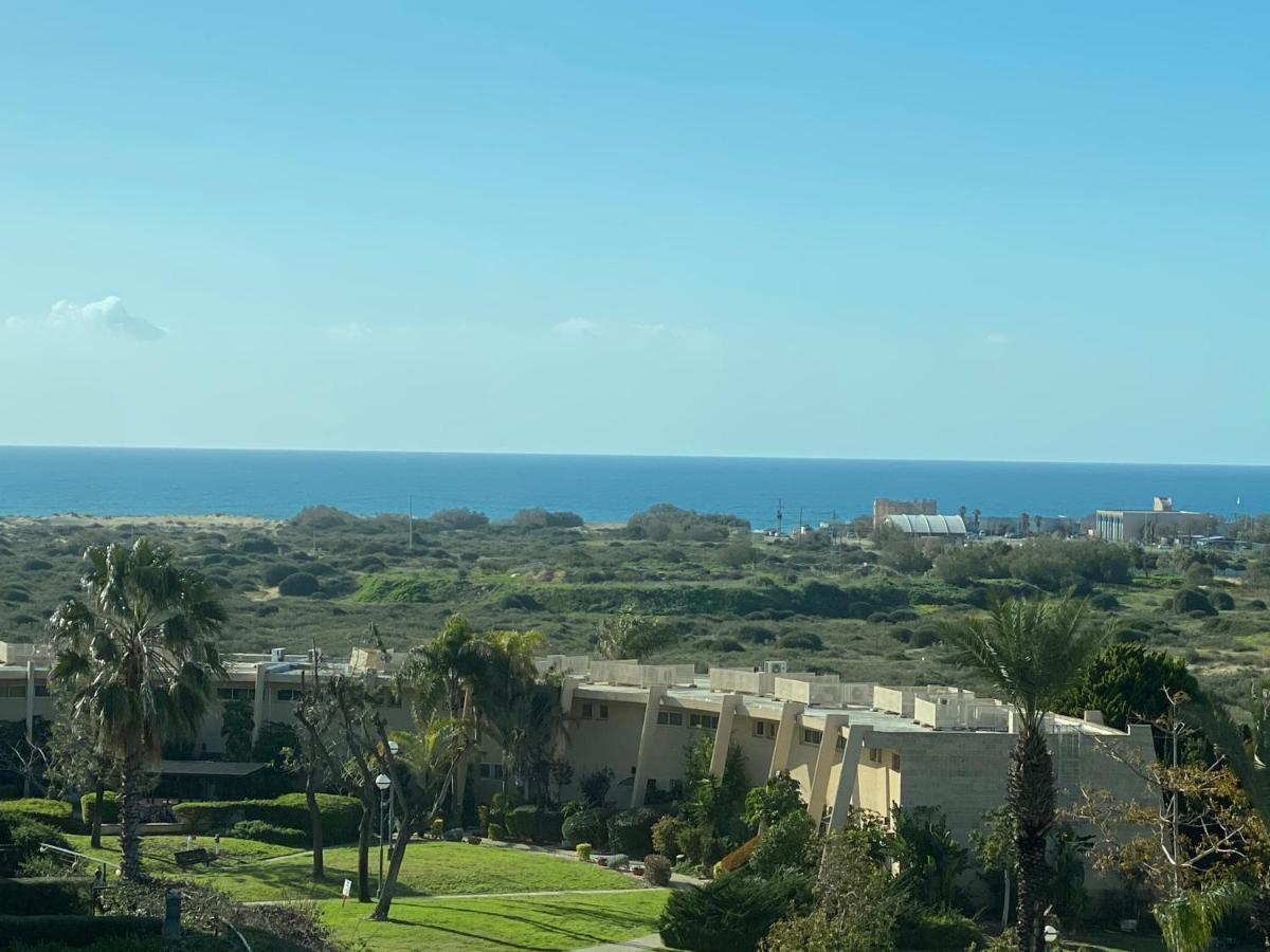 קיסריה נאות גולף- Oren Apartment Exteriör bild