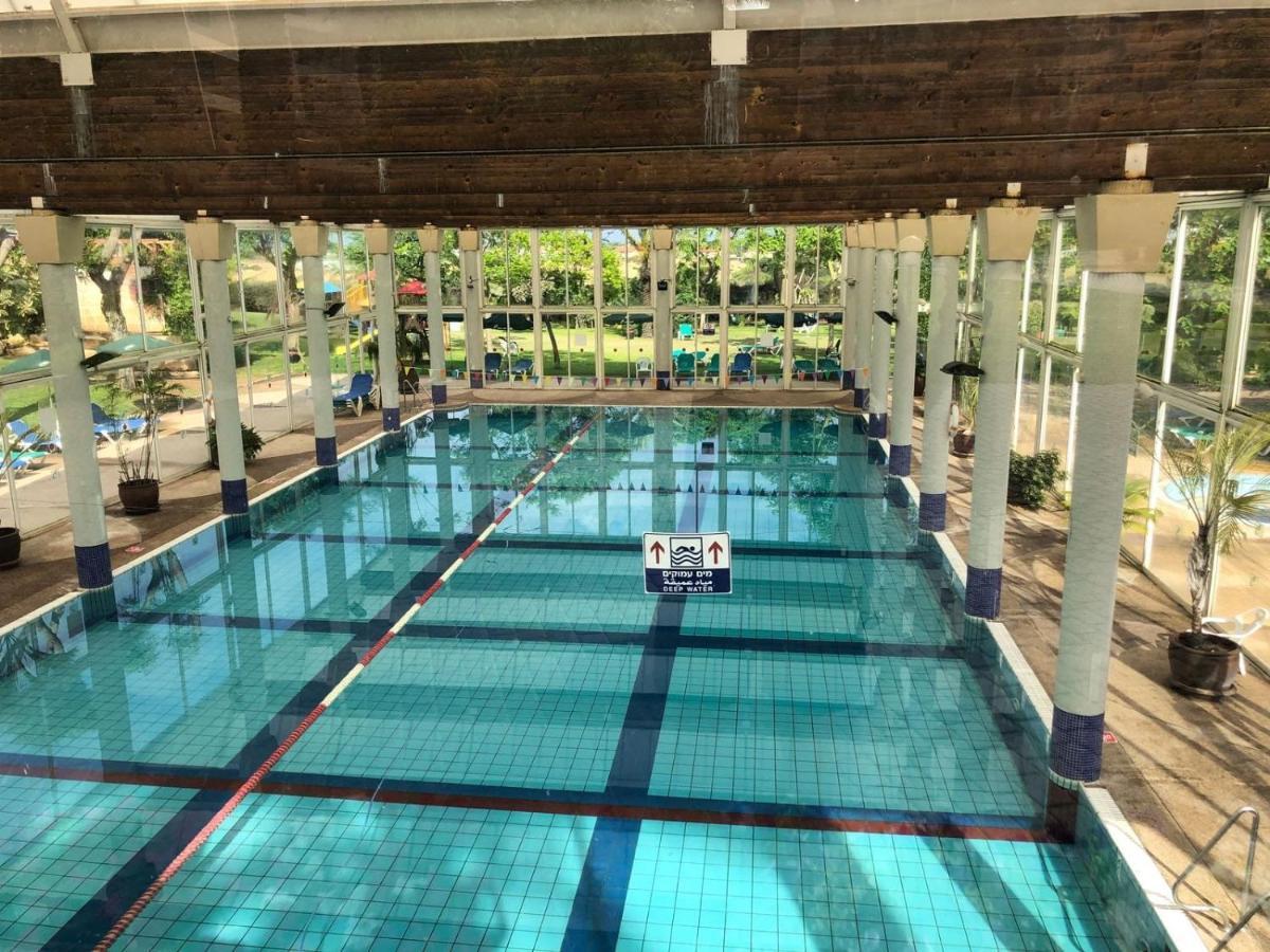 קיסריה נאות גולף- Oren Apartment Exteriör bild